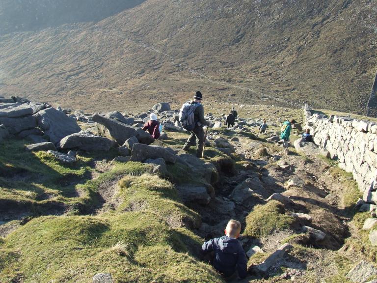 DESCENT FROM SLIEVE BEARNAGH