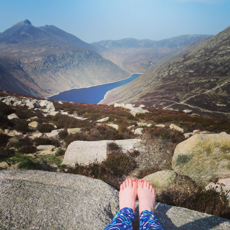 Barefoot on Binnian 2